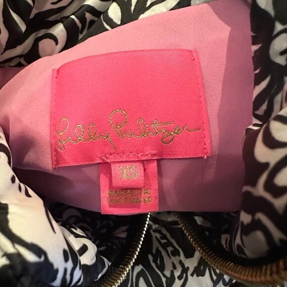 Lilly Pulitzer puffer zip up vest - Picture 7 of 10